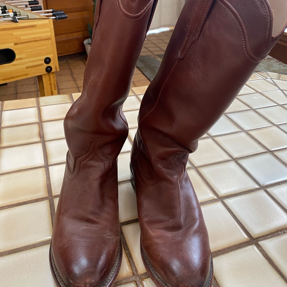Ladies Tecova Western boots size 8.5